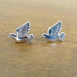 Dove Studded Silver platted Earrings